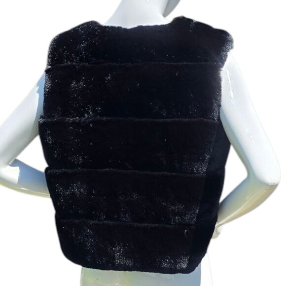 🏷️NWT  -    Black FRENCH KISS Faux Fur Vest sz M  -  NWT🏷️ - Picture 2 of 11